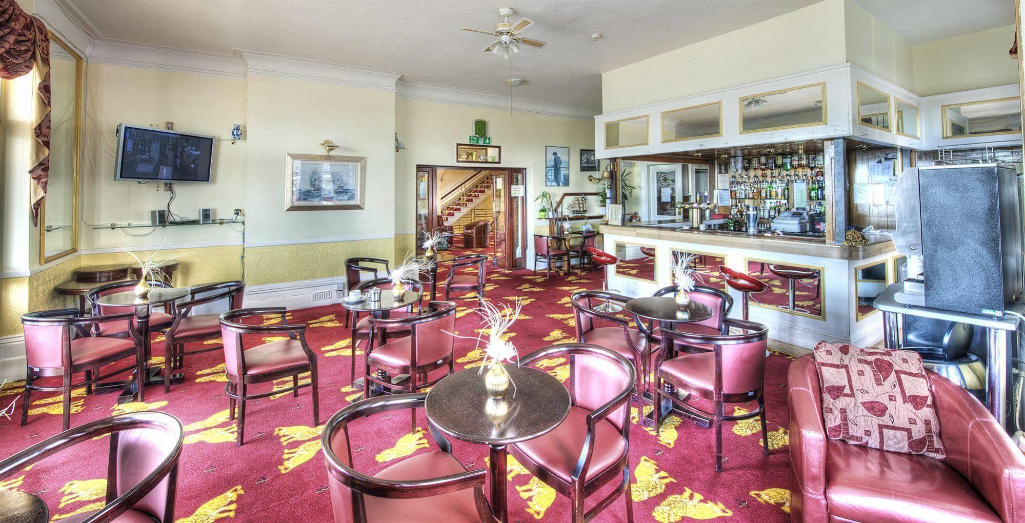 Albany Lions Hotel Eastbourne Exterior photo